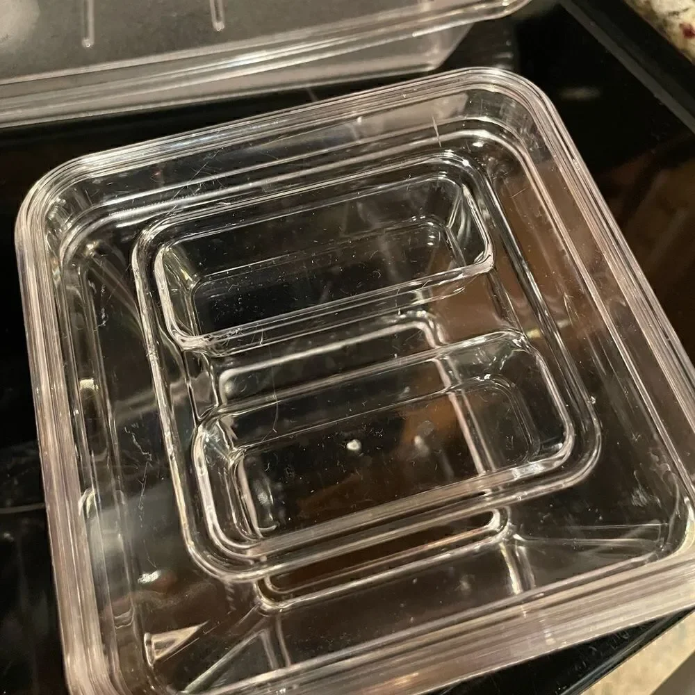 Creative Wear Party Dish 3 Separate Compartments/An Area for Ice & Condensation